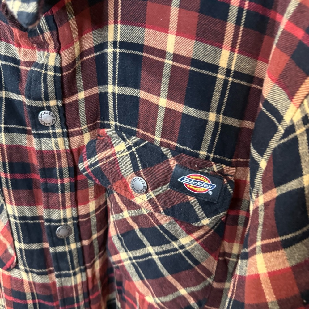 Dickies Red and Black Plaid Sherpa-Lined Jacket - Picture 2 of 7